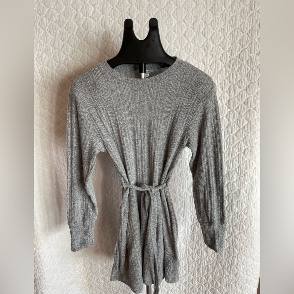 Size 2 gray ribbed sweater dress by Top Shop